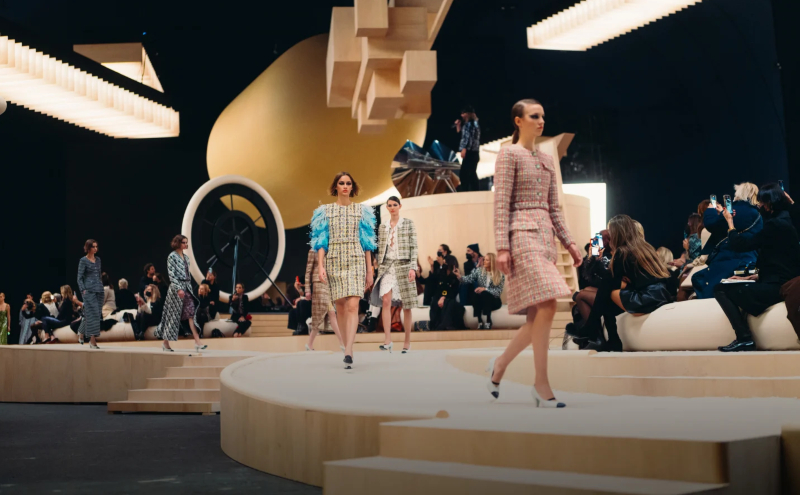 story tuan le thoi trang 2022 - 10