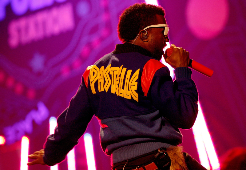 kanye west bi cac thuong hieu quay lung - 2