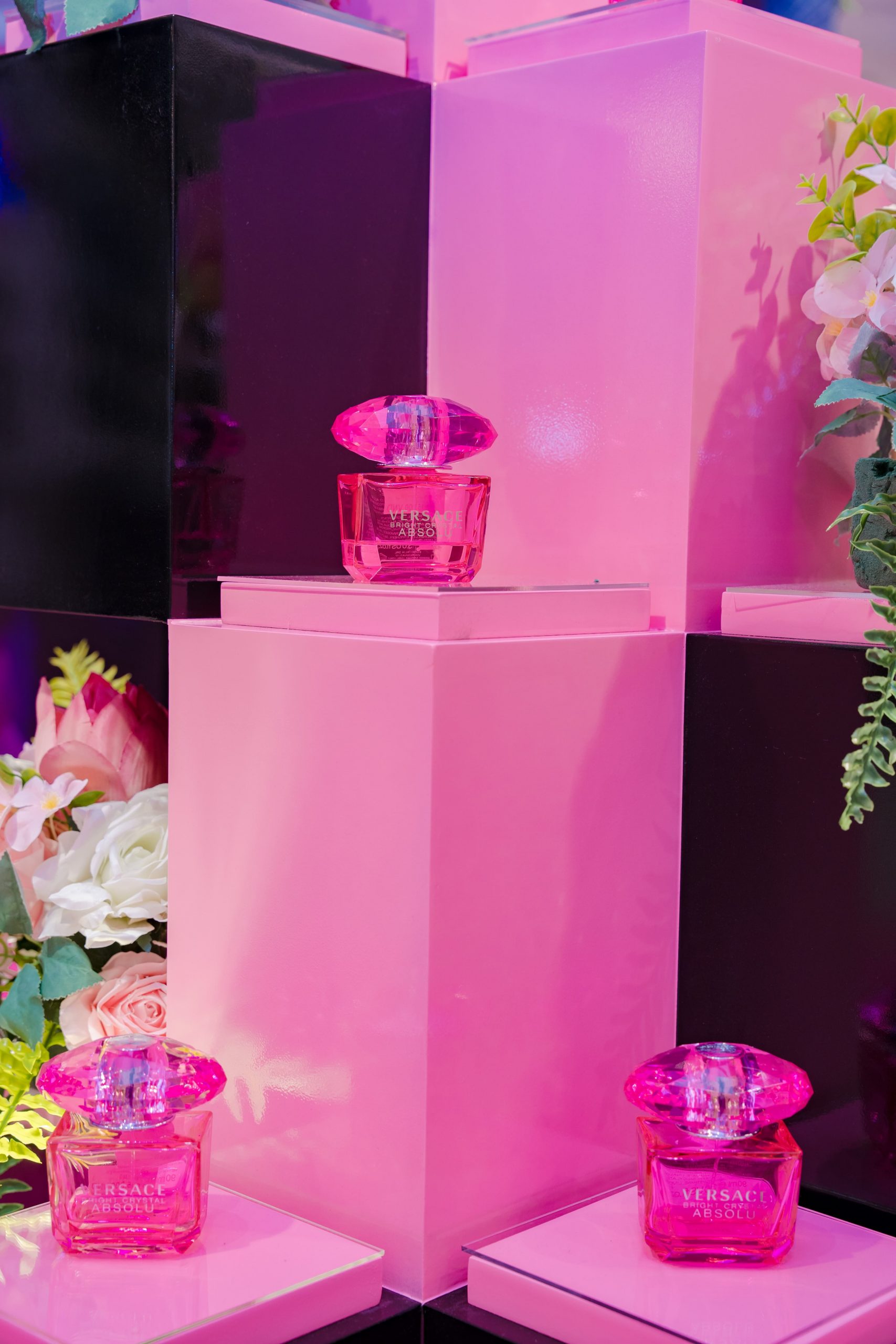 Hương thơm từ Versace Bright Crystal Absolu Hương thơm từ Versace Bright Crystal Absolu