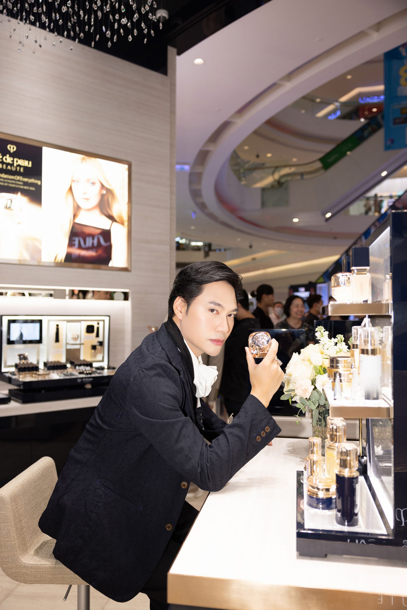 Clé de Peau Beauté Clé de Peau Beauté