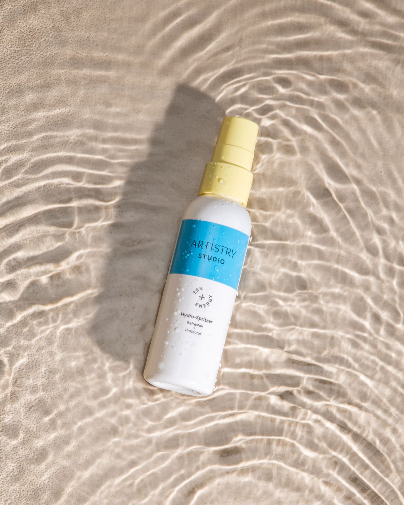 Xịt khoáng bảo vệ da Artistry Studio Refresher + Protector Face Xịt khoáng bảo vệ da Artistry Studio Refresher + Protector Face