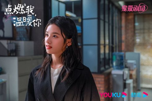 Sở hữu nét đẹp thanh thuần, ngọt ngào cùng năng lực diễn xuất ấn tượng, Trương Tịnh Nghi là cái tên chiếm sóng trên mạng xã hội châu Á suốt thời gian qua với nhân vật Chu Vận trong “Chiếc bật lửa và váy công chúa”.