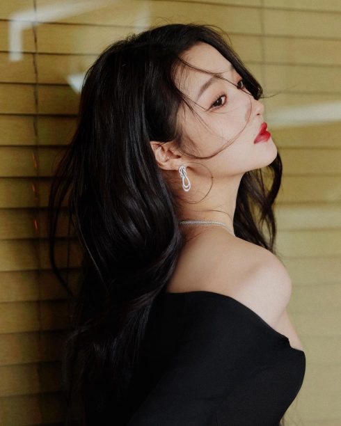 Quan Hiểu Đồng là cái tên đã quá quen thuộc đối với các tín đồ phim Hoa ngữ. Ảnh: @stronger917.