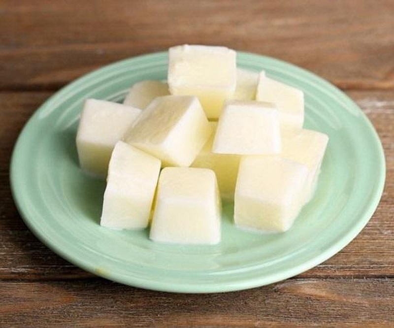 Sữa đông giúp se khít lỗ chân lông hiệu quả