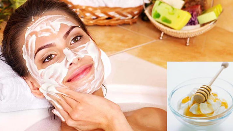 Đắp mặt nạ trên mặt trong 15 phút